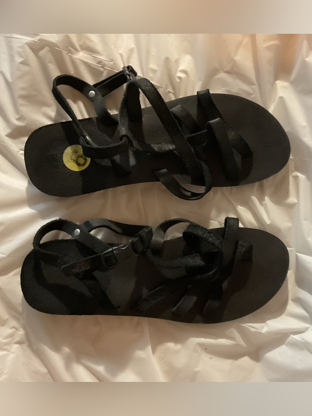 North Face Women’s Black Suede Strappy Comfort Sandals size-9
